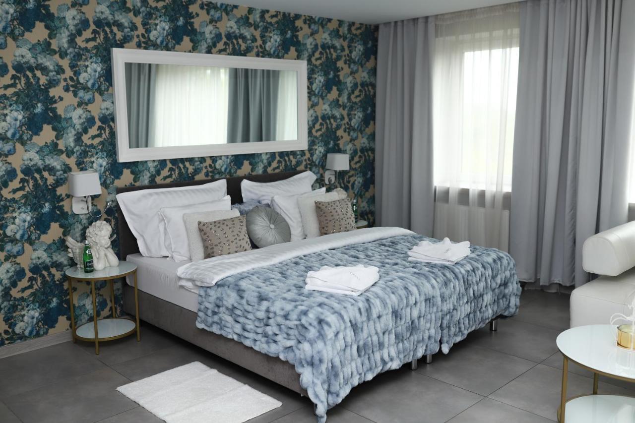 Hotel Greys Polonia Zasutowo ภายนอก รูปภาพ