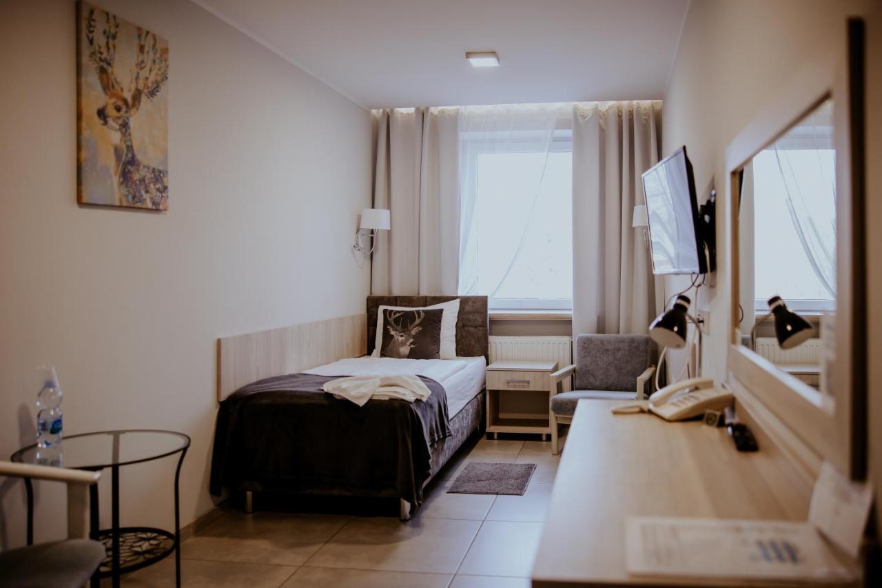 Hotel Greys Polonia Zasutowo ภายนอก รูปภาพ