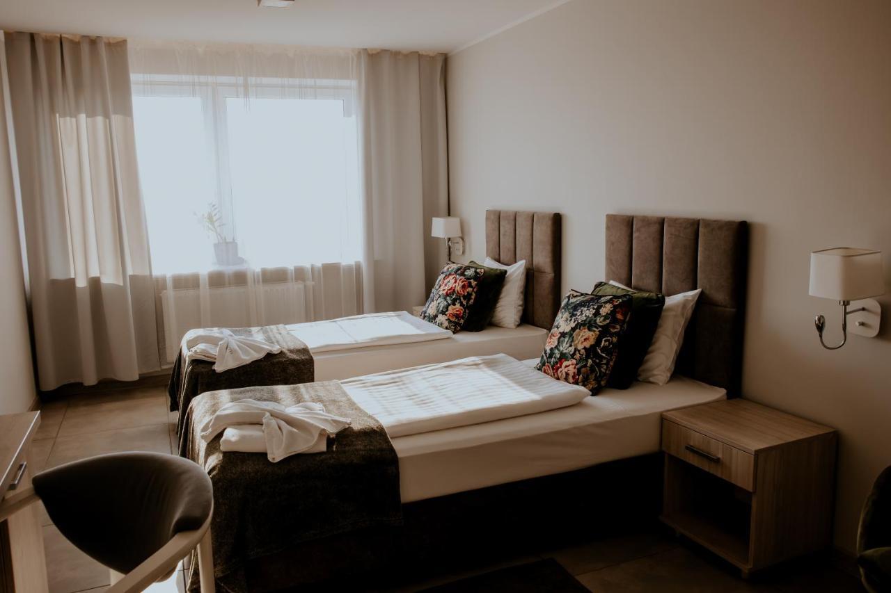 Hotel Greys Polonia Zasutowo ภายนอก รูปภาพ