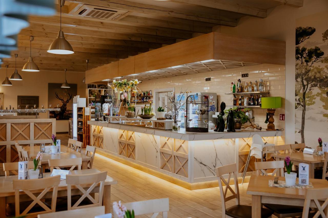 Hotel Greys Polonia Zasutowo ภายนอก รูปภาพ