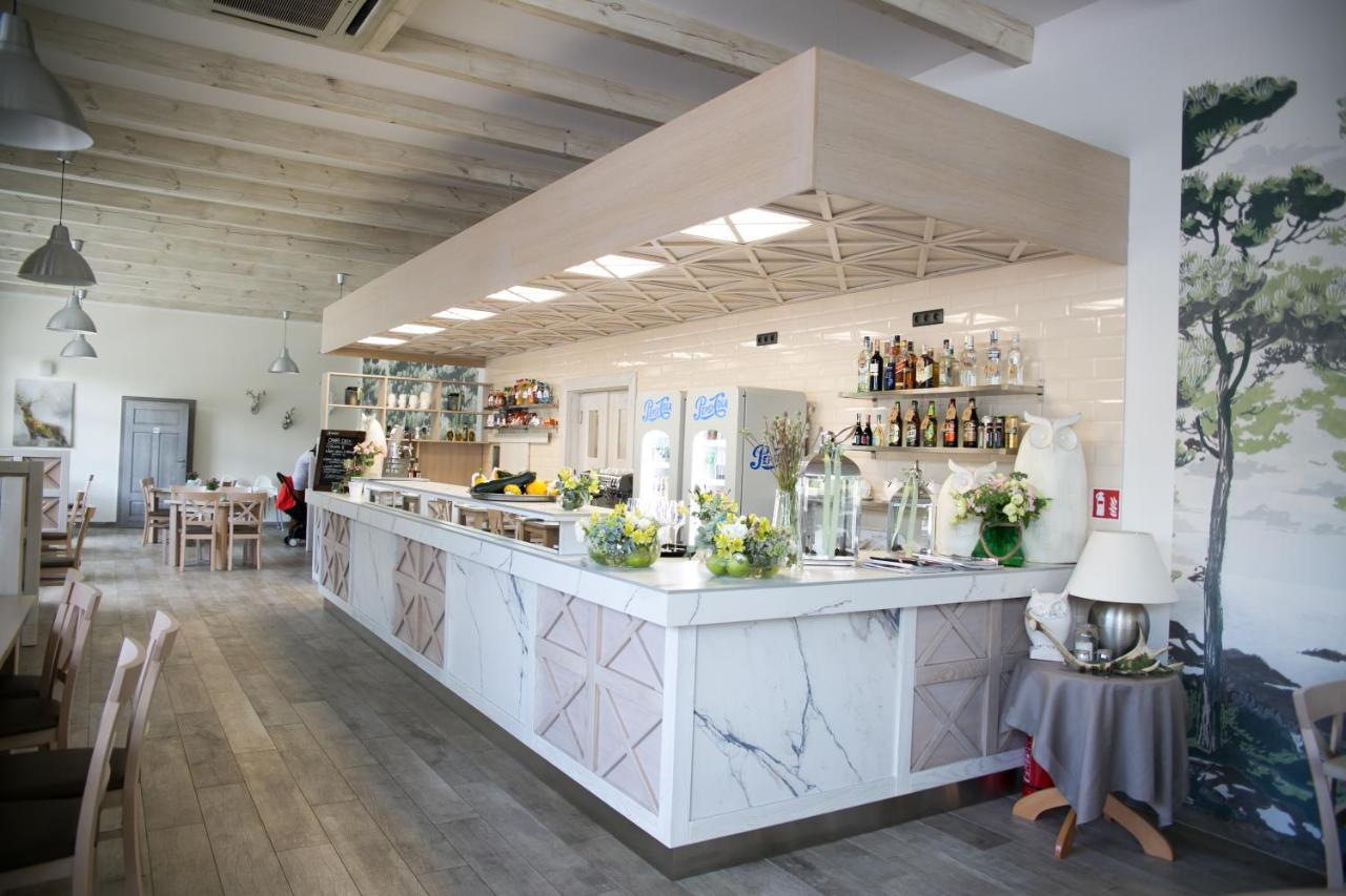 Hotel Greys Polonia Zasutowo ภายนอก รูปภาพ