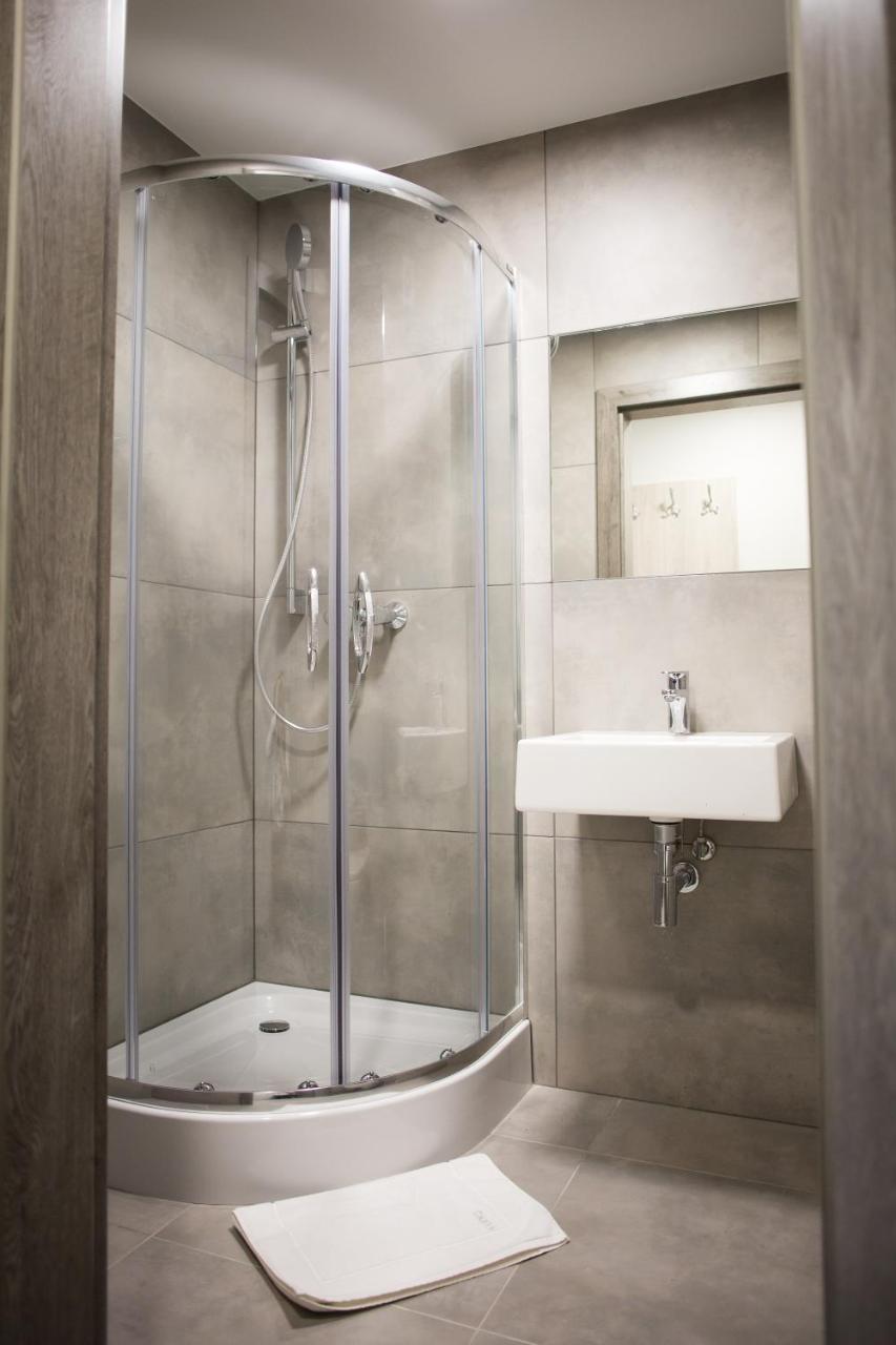 Hotel Greys Polonia Zasutowo ภายนอก รูปภาพ
