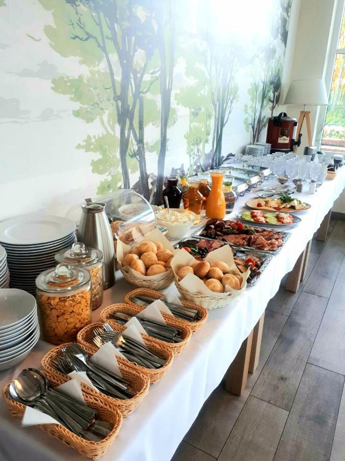 Hotel Greys Polonia Zasutowo ภายนอก รูปภาพ